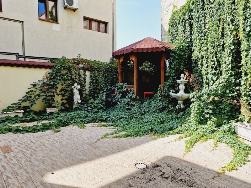 Dogarilor, vila superba stil brancovenesc,